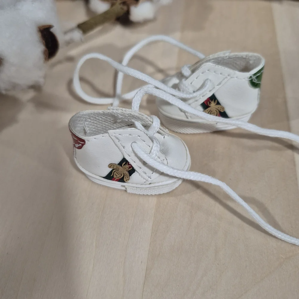 🎊🎊NEW🎊🎊 ADORABLE!! LABUBU Tennis Shoes In WHITE, RED AND GREEN
